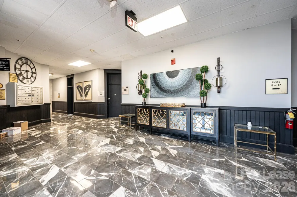 426 2nd Avenue SE Hickory, NC 28601