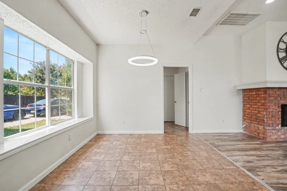 4002 Tropic Lane Rowlett, TX 75088