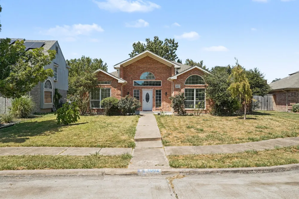 4002 Tropic Lane Rowlett, TX 75088