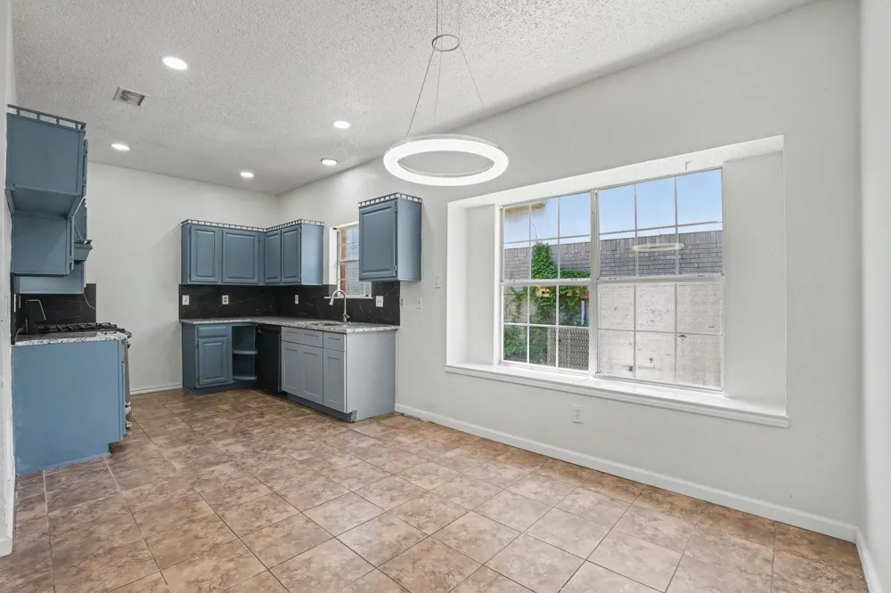 4002 Tropic Lane Rowlett, TX 75088