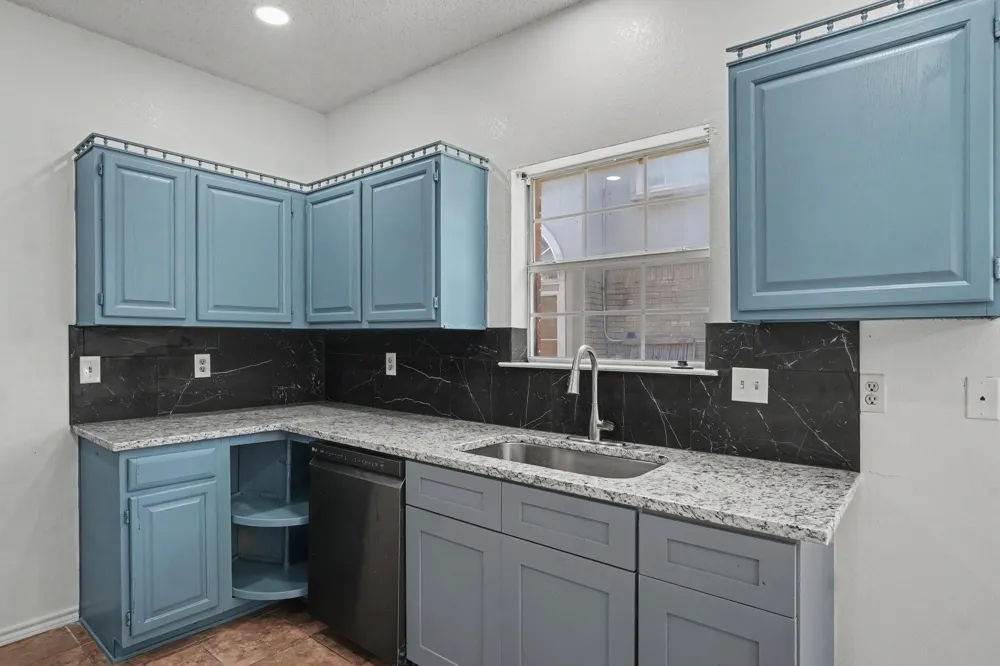 4002 Tropic Lane Rowlett, TX 75088
