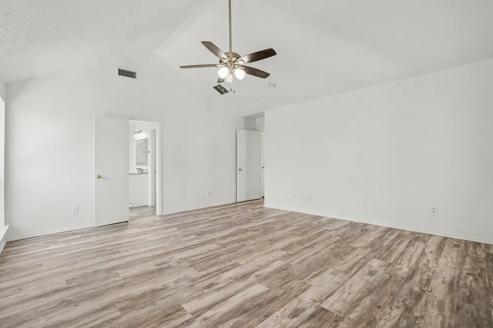 4002 Tropic Lane Rowlett, TX 75088