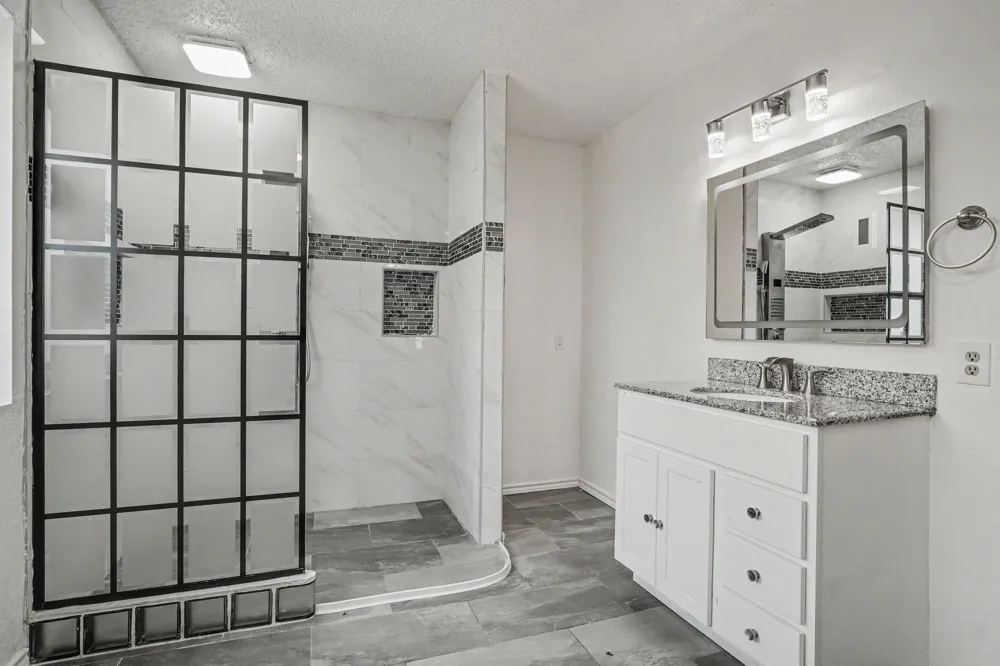 4002 Tropic Lane Rowlett, TX 75088