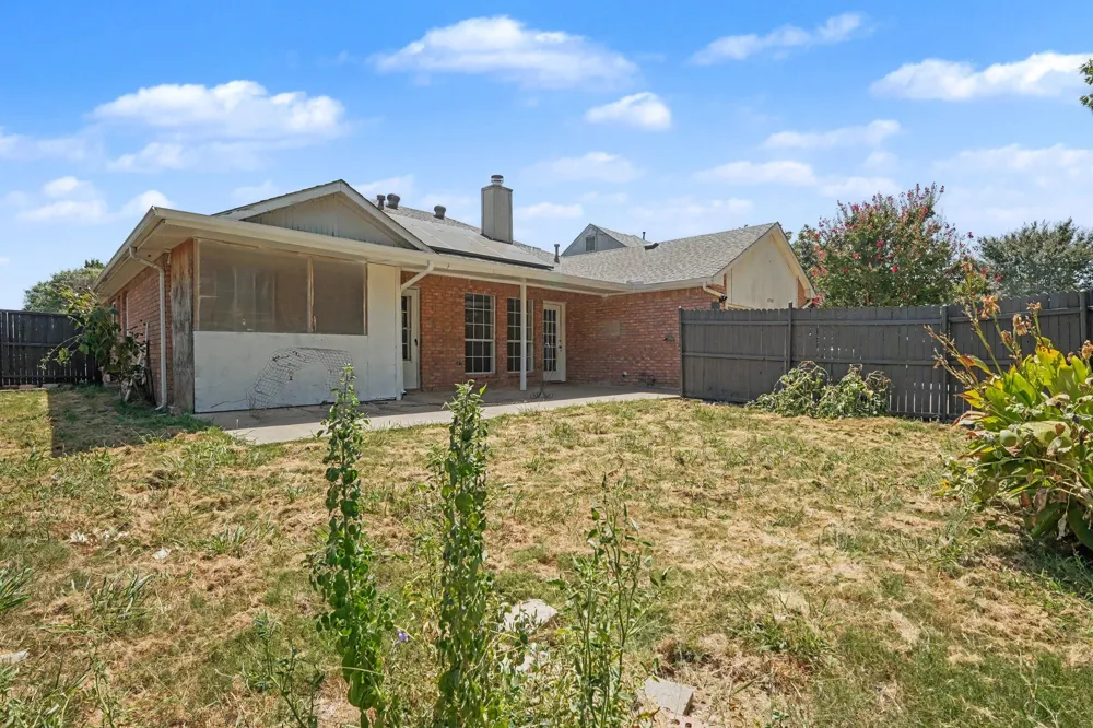 4002 Tropic Lane Rowlett, TX 75088