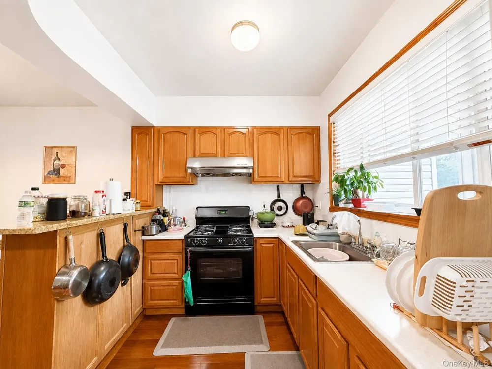 88-31 88th Street Woodhaven, NY 11421