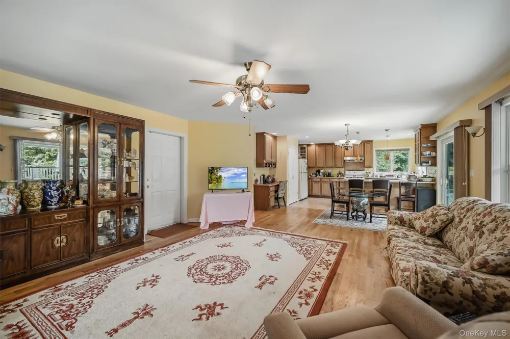 53 Florance Drive Central Valley, NY 10917