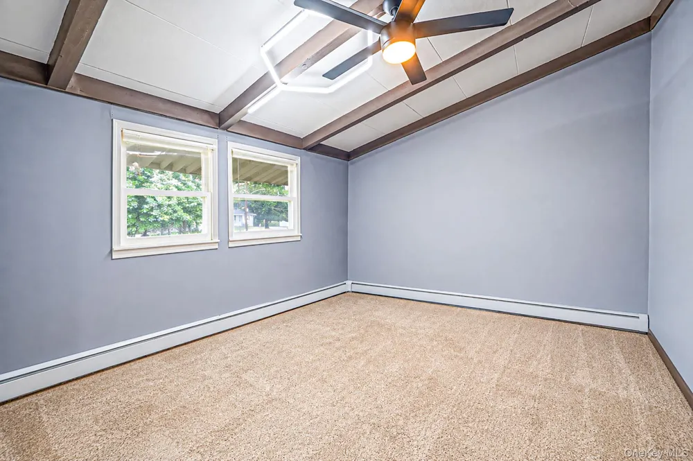 44 Buckskin Lane Selden, NY 11784