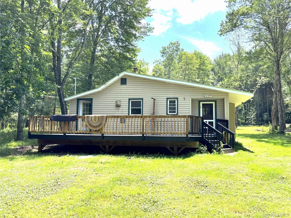 63 Cape Road Youngsville, NY 12791
