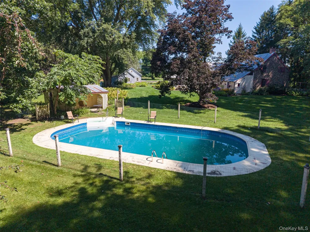 21 Old Route 9 Call Listing Agent, NY 12173