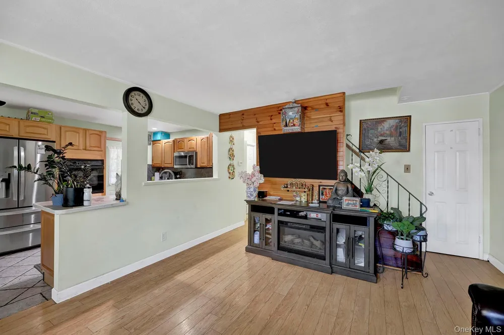 1537 Madison Street Elmont, NY 11003