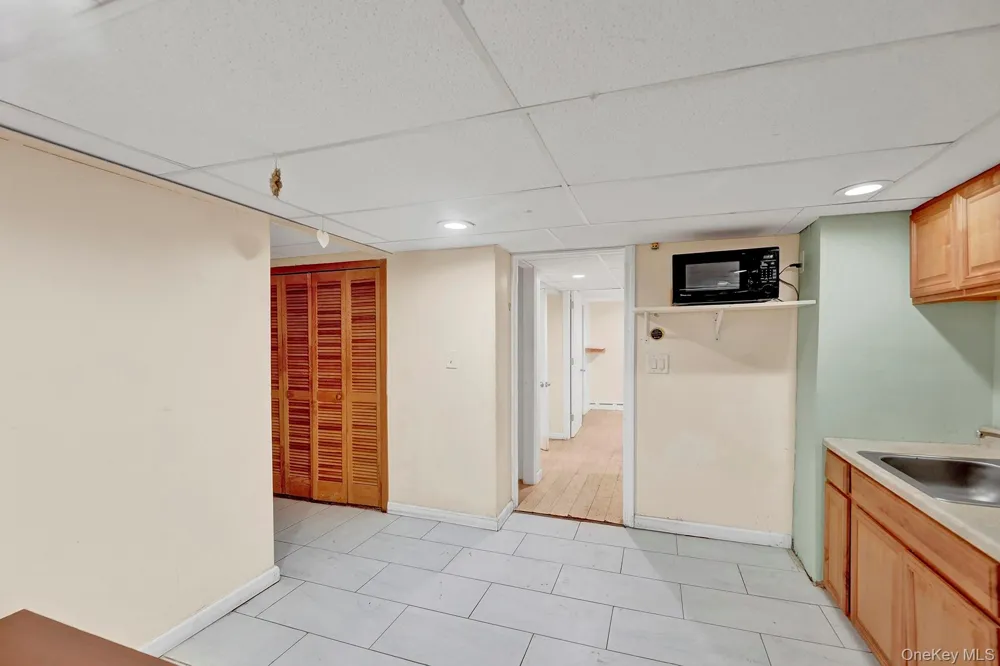 1537 Madison Street Elmont, NY 11003