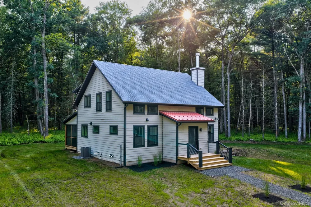 76 Timber Lake Drive Yulan, NY 12792