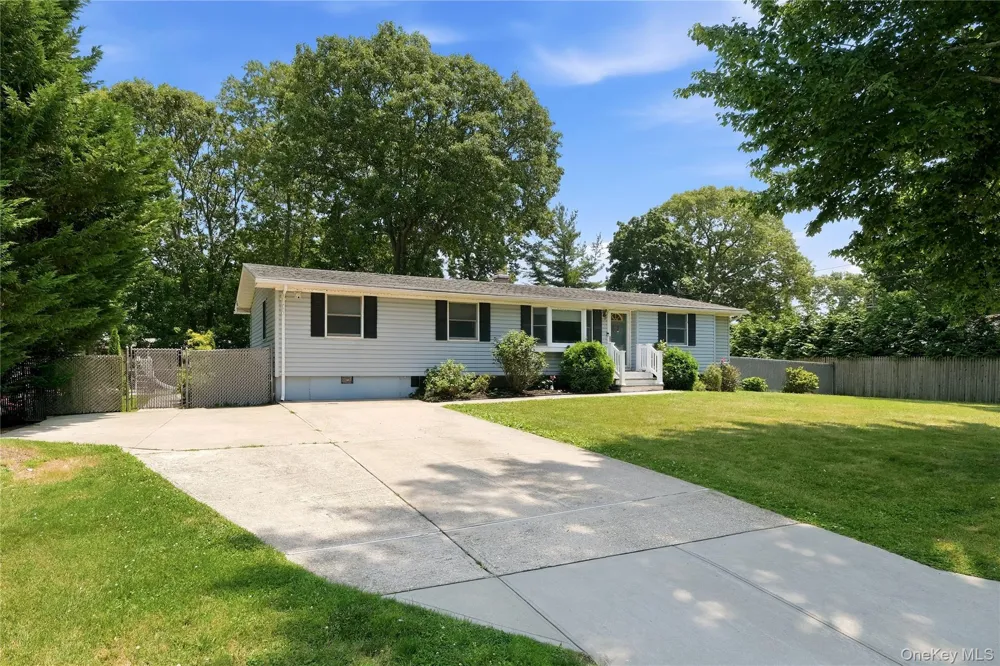 3 Herd Lane East Setauket, NY 11733