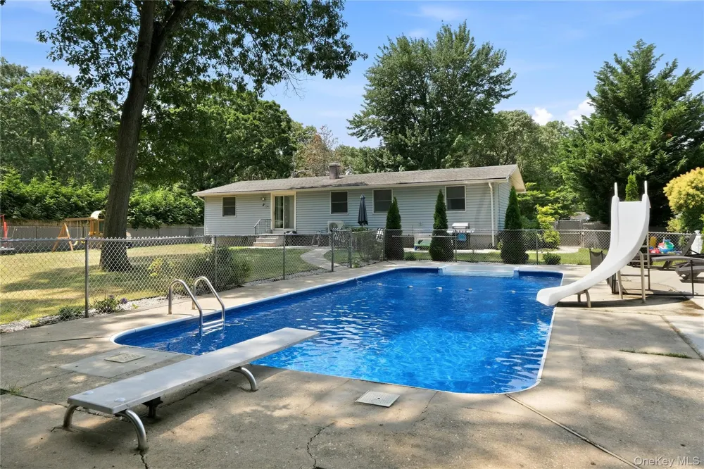 3 Herd Lane East Setauket, NY 11733