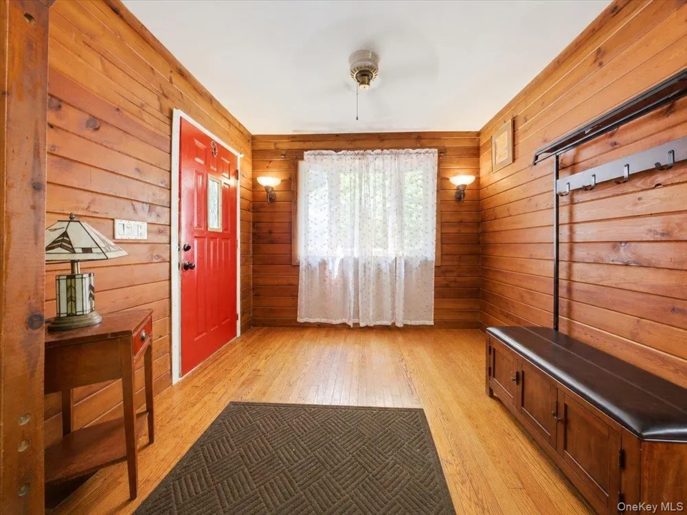 23 Sunrise Trail Monroe, NY 10950