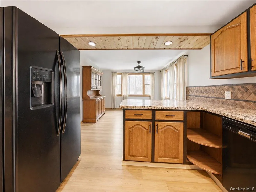 23 Sunrise Trail Monroe, NY 10950