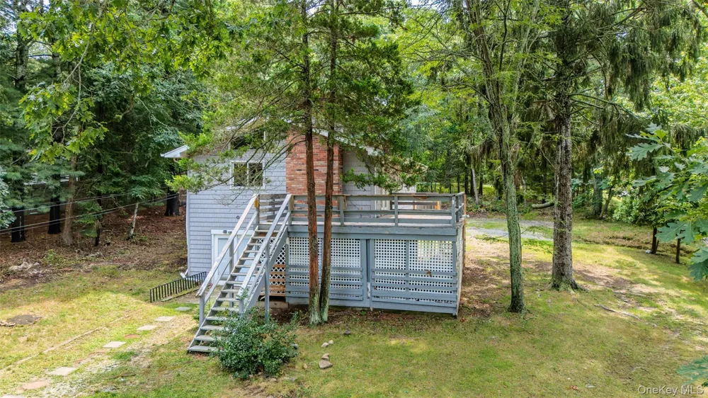 142 Fish Cove Road Southampton, NY 11968