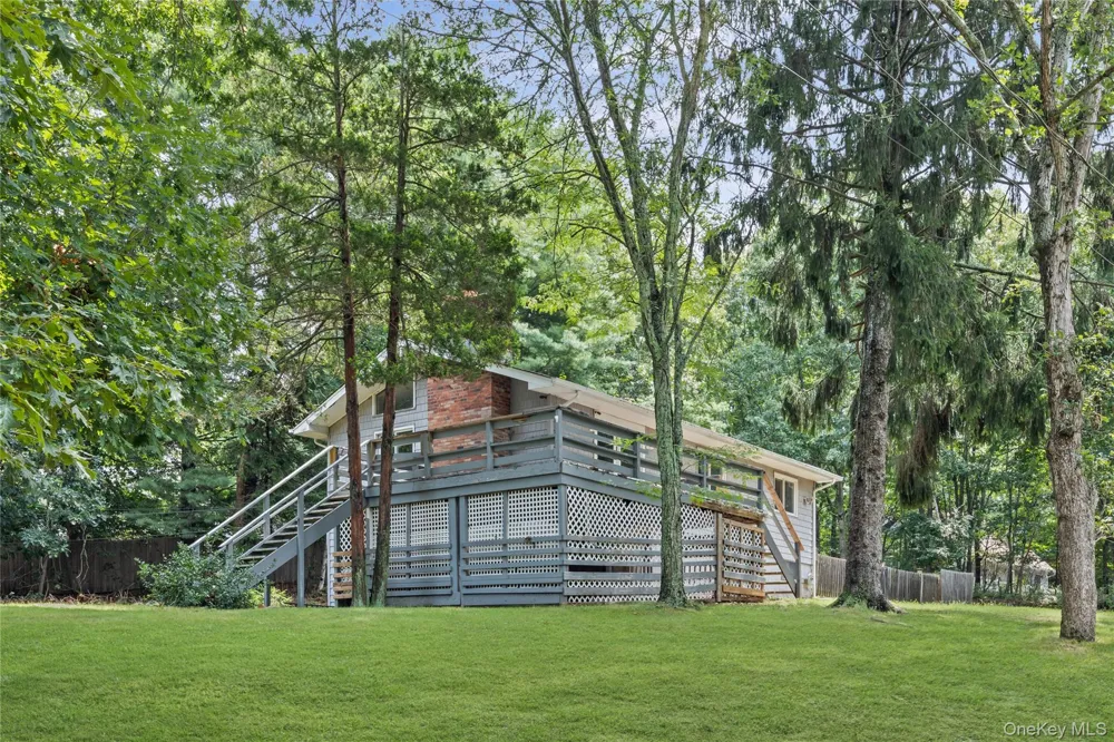 142 Fish Cove Road Southampton, NY 11968