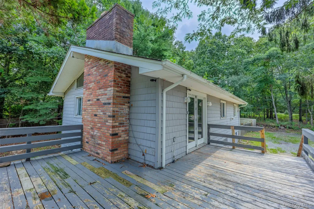 142 Fish Cove Road Southampton, NY 11968
