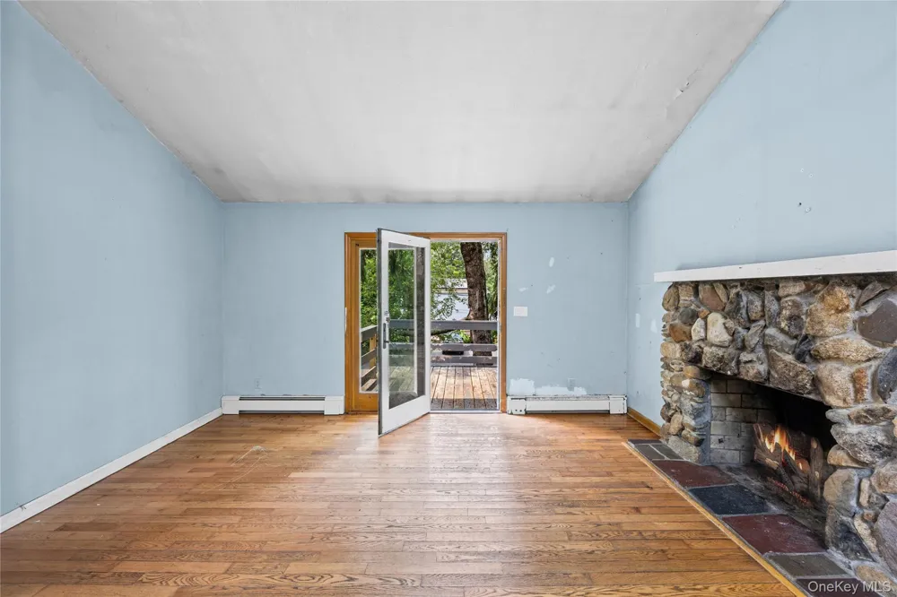 142 Fish Cove Road Southampton, NY 11968