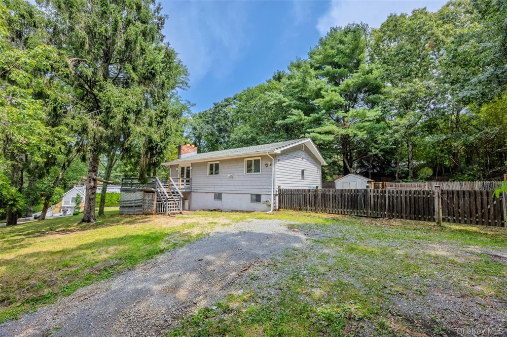 142 Fish Cove Road Southampton, NY 11968