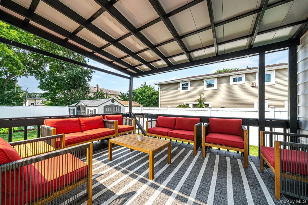 95 Colonial Drive Massapequa, NY 11758