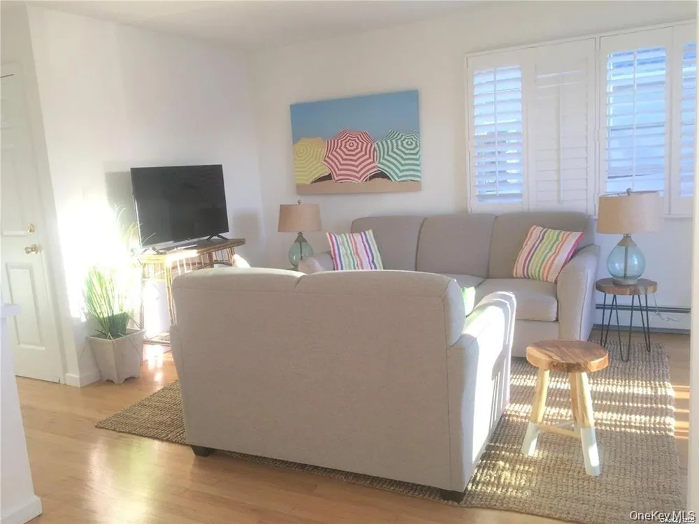 24 Virginia Avenue #Top Long Beach, NY 11561