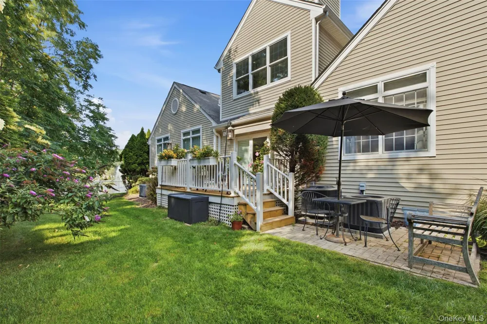2 Emilys Way East Setauket, NY 11733