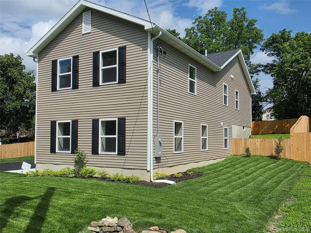 620 Homestead Avenue Maybrook, NY 12543