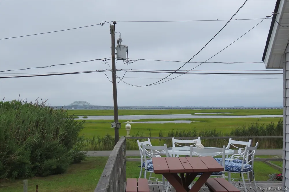 7 Captree Babylon, NY 11702