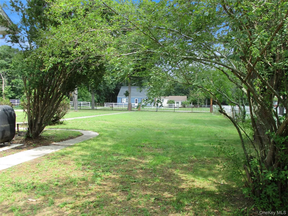 554 Mill Road Coram, NY 11727