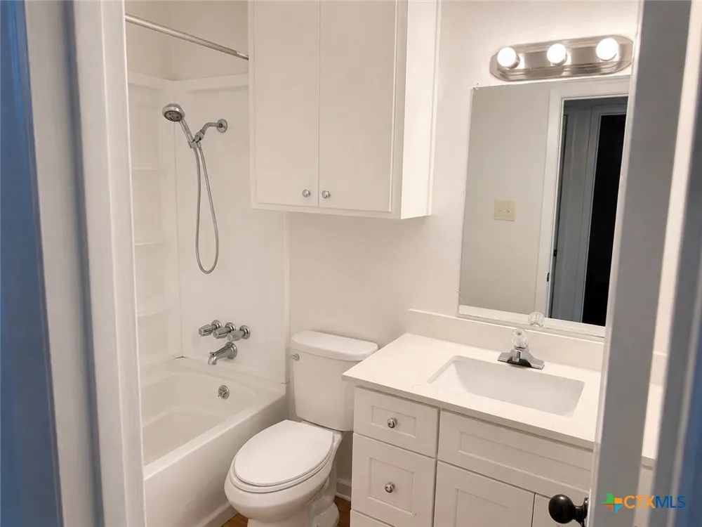 3602 Cypress Street Victoria, TX 77901