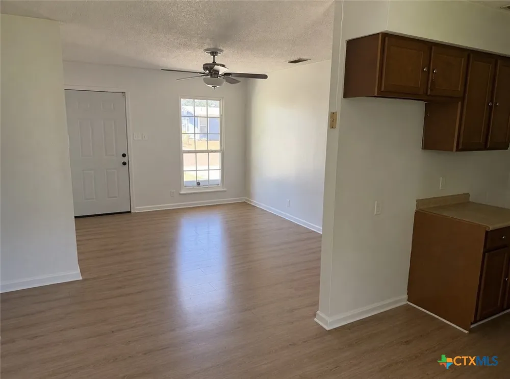 3602 Cypress Street Victoria, TX 77901