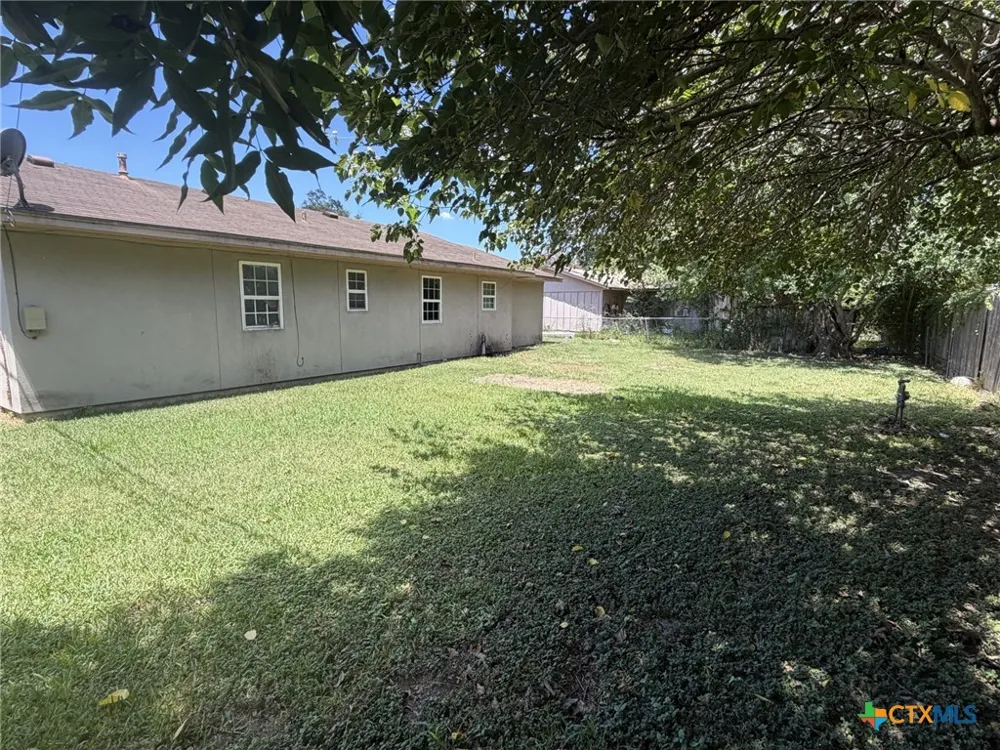 3602 Cypress Street Victoria, TX 77901