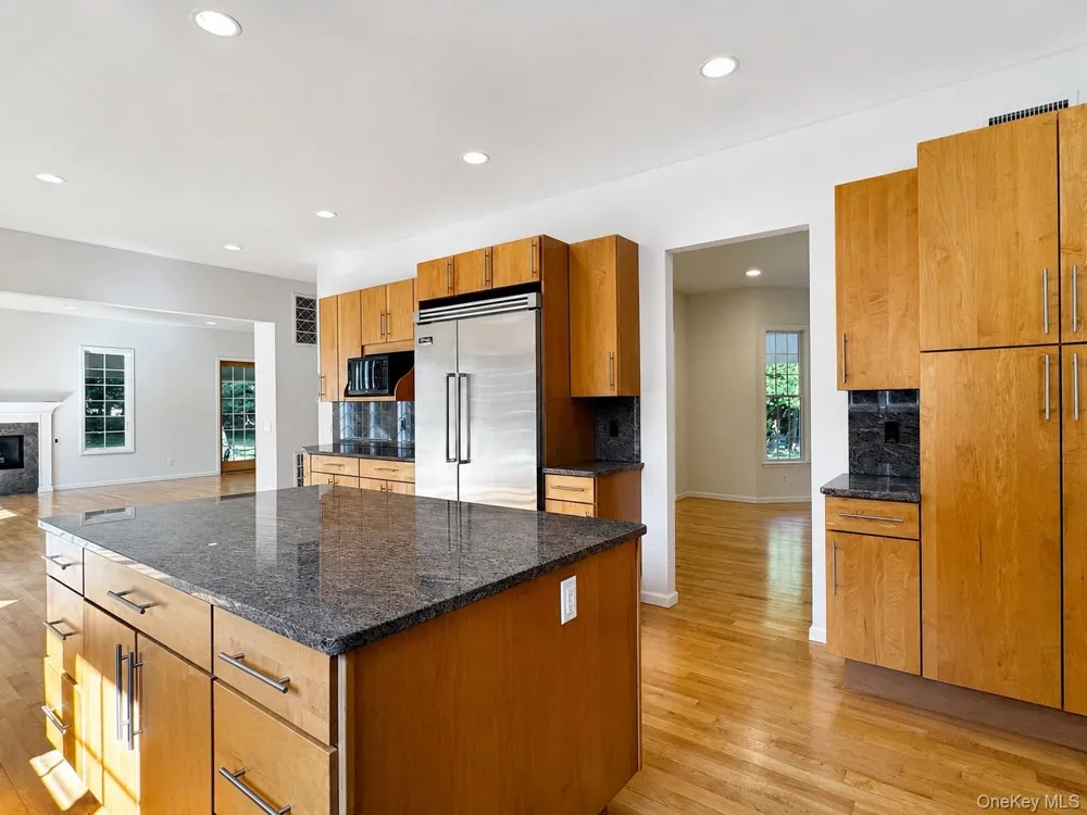61 Shore Road #B Mount Sinai, NY 11766