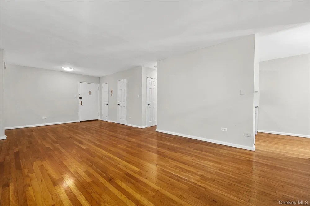 34-43 60 STREET #4J Woodside, NY 11377