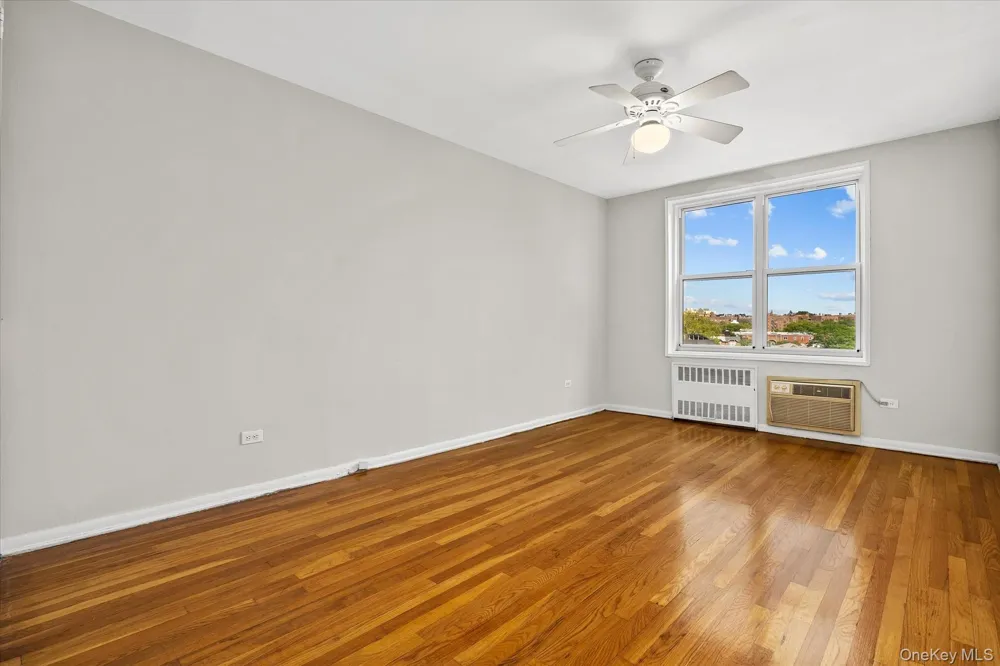 34-43 60 STREET #4J Woodside, NY 11377