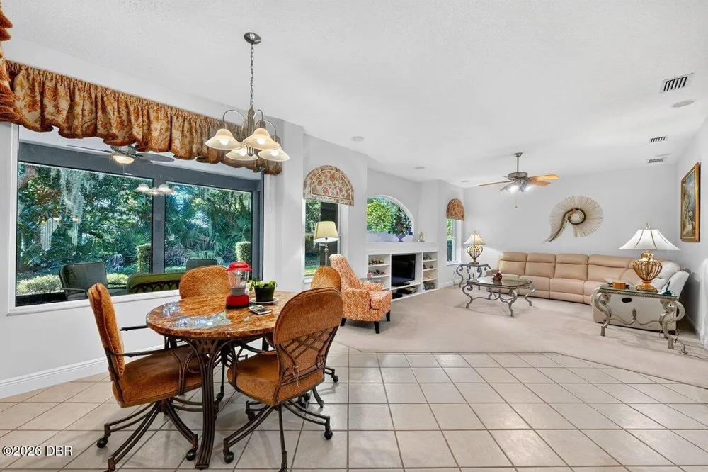 4 Lakeview Lane Palm Coast, FL 32137