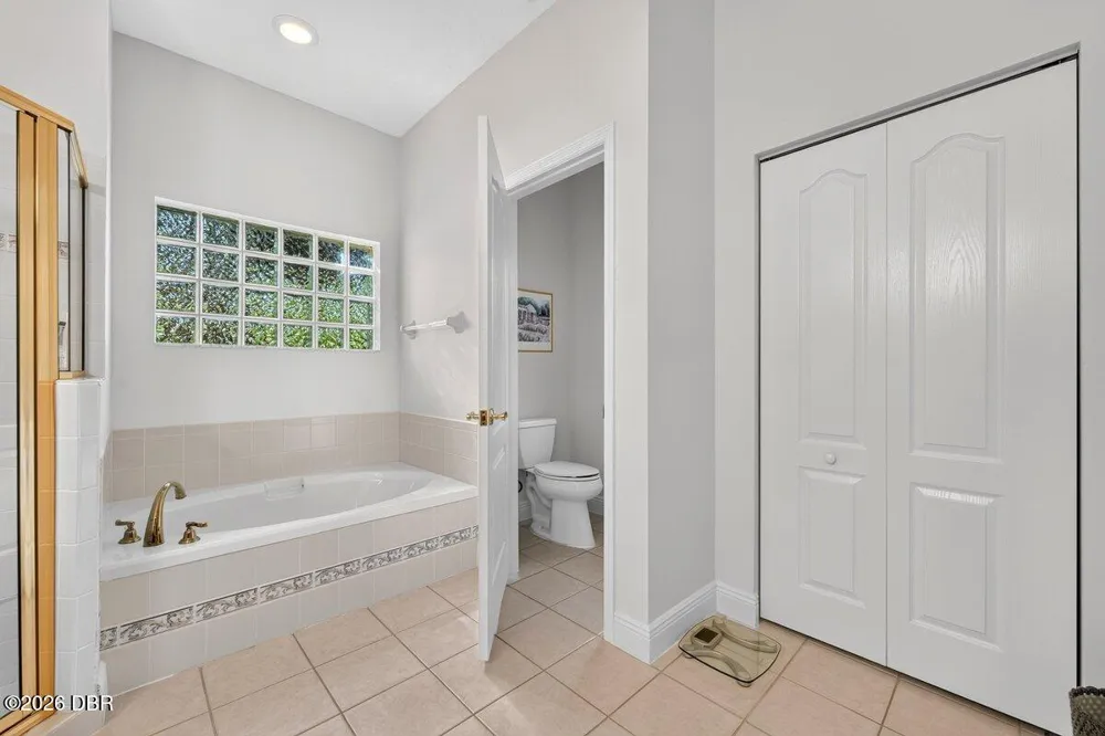4 Lakeview Lane Palm Coast, FL 32137
