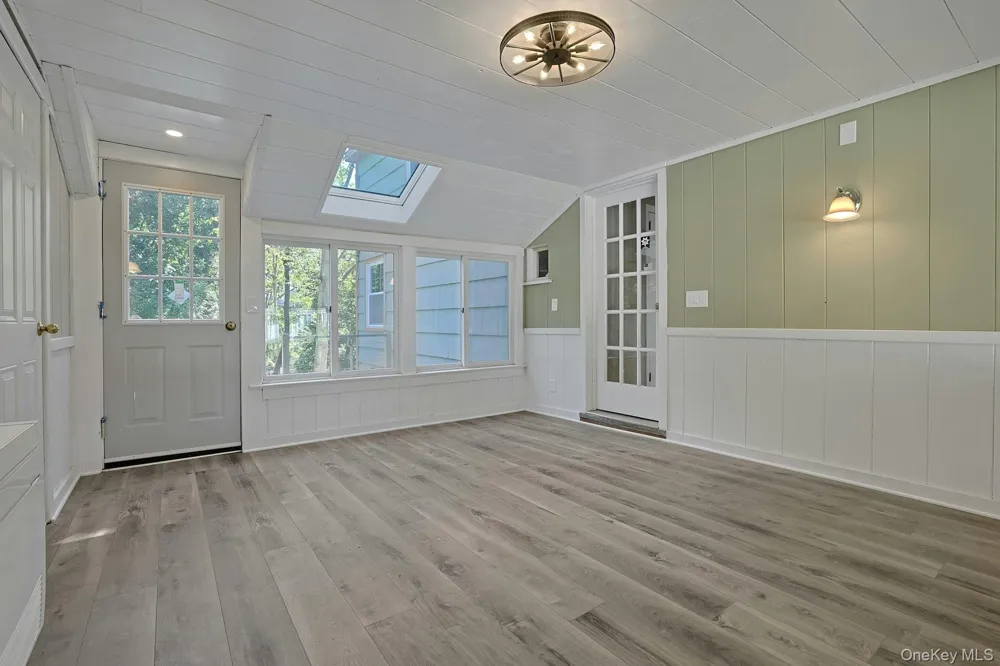 556 Babbling Brook Lane Valley Cottage, NY 10989
