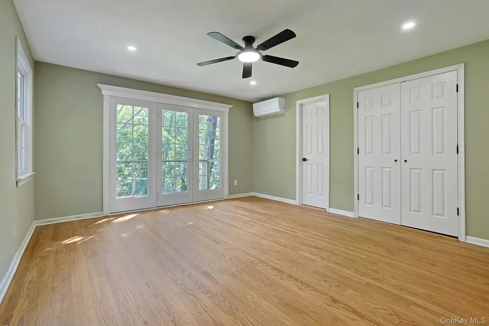 556 Babbling Brook Lane Valley Cottage, NY 10989