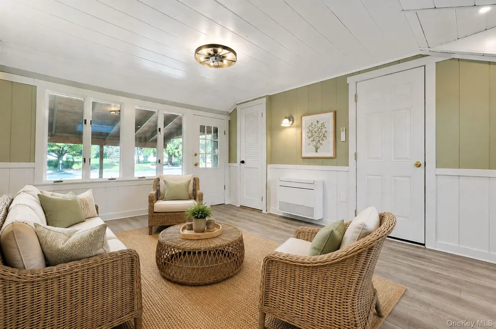 556 Babbling Brook Lane Valley Cottage, NY 10989
