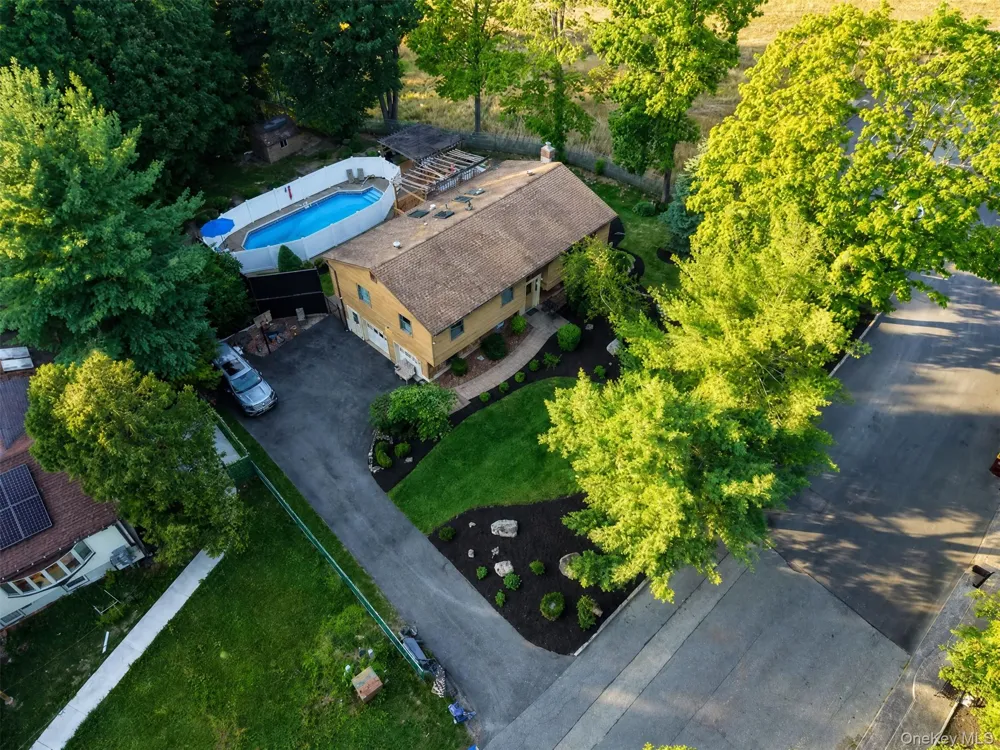 15 Arlington Drive Blooming Grove, NY 10950
