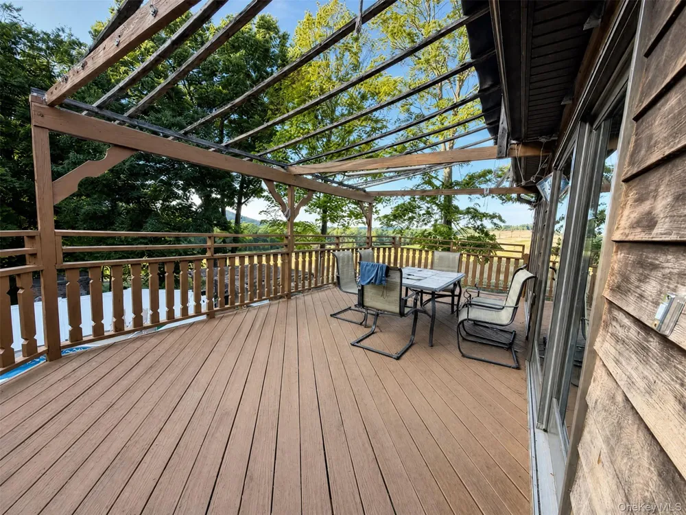 15 Arlington Drive Blooming Grove, NY 10950