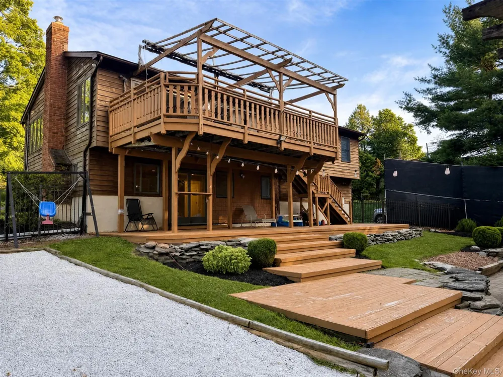 15 Arlington Drive Blooming Grove, NY 10950