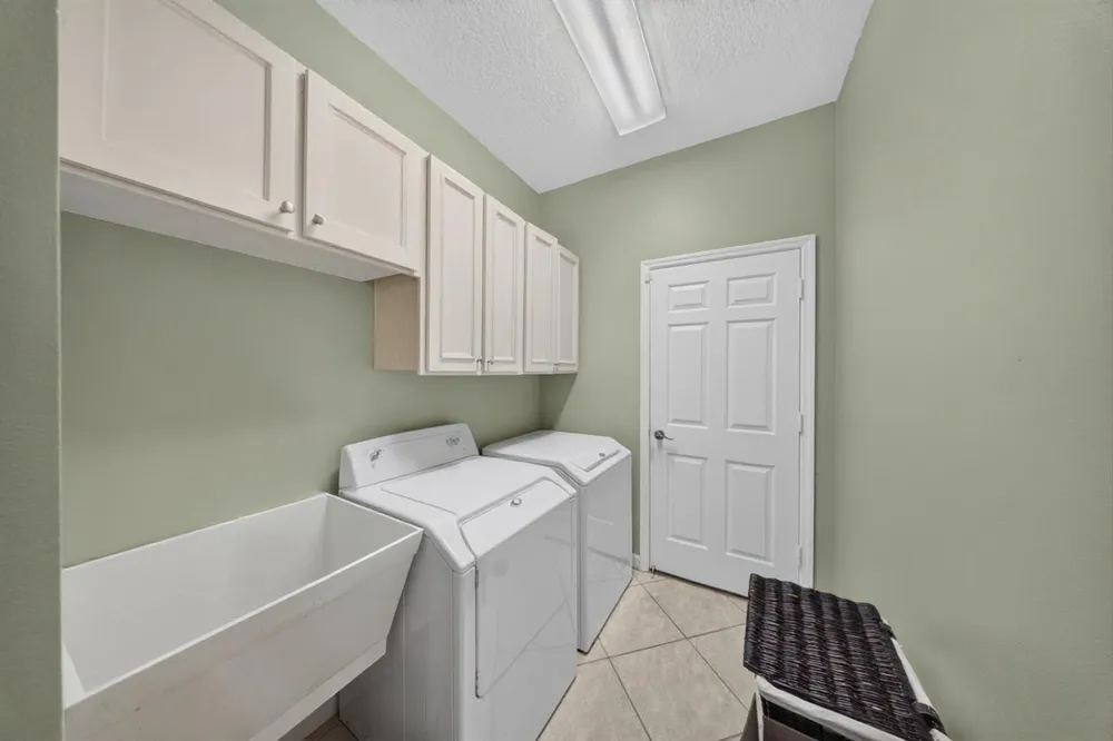 5100 E 1st Square SW Vero Beach, FL 32968