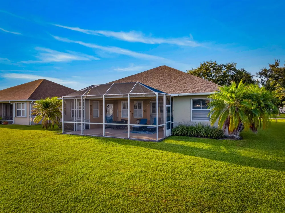 5100 E 1st Square SW Vero Beach, FL 32968