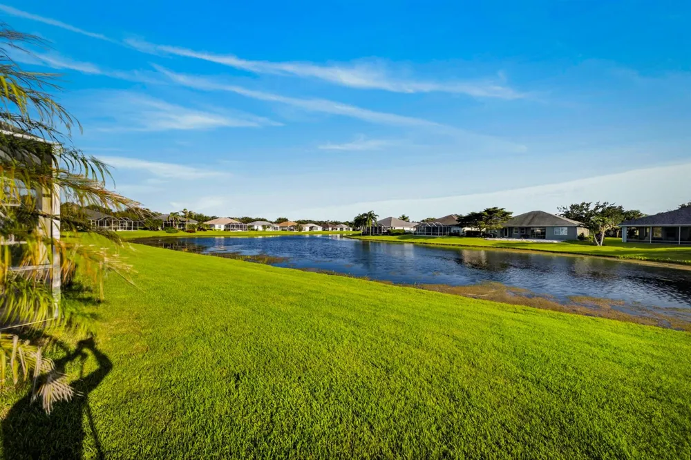 5100 E 1st Square SW Vero Beach, FL 32968