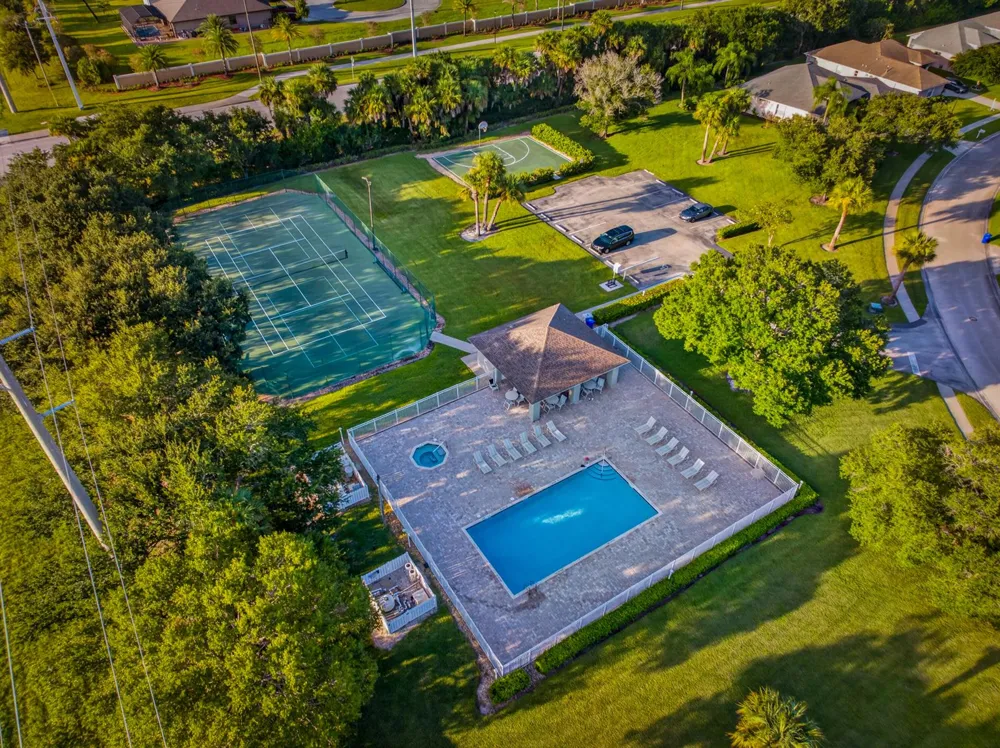 5100 E 1st Square SW Vero Beach, FL 32968