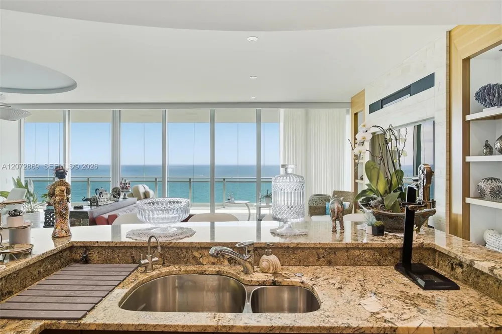 10295 Collins Ave #2207 Bal Harbour, FL 33154